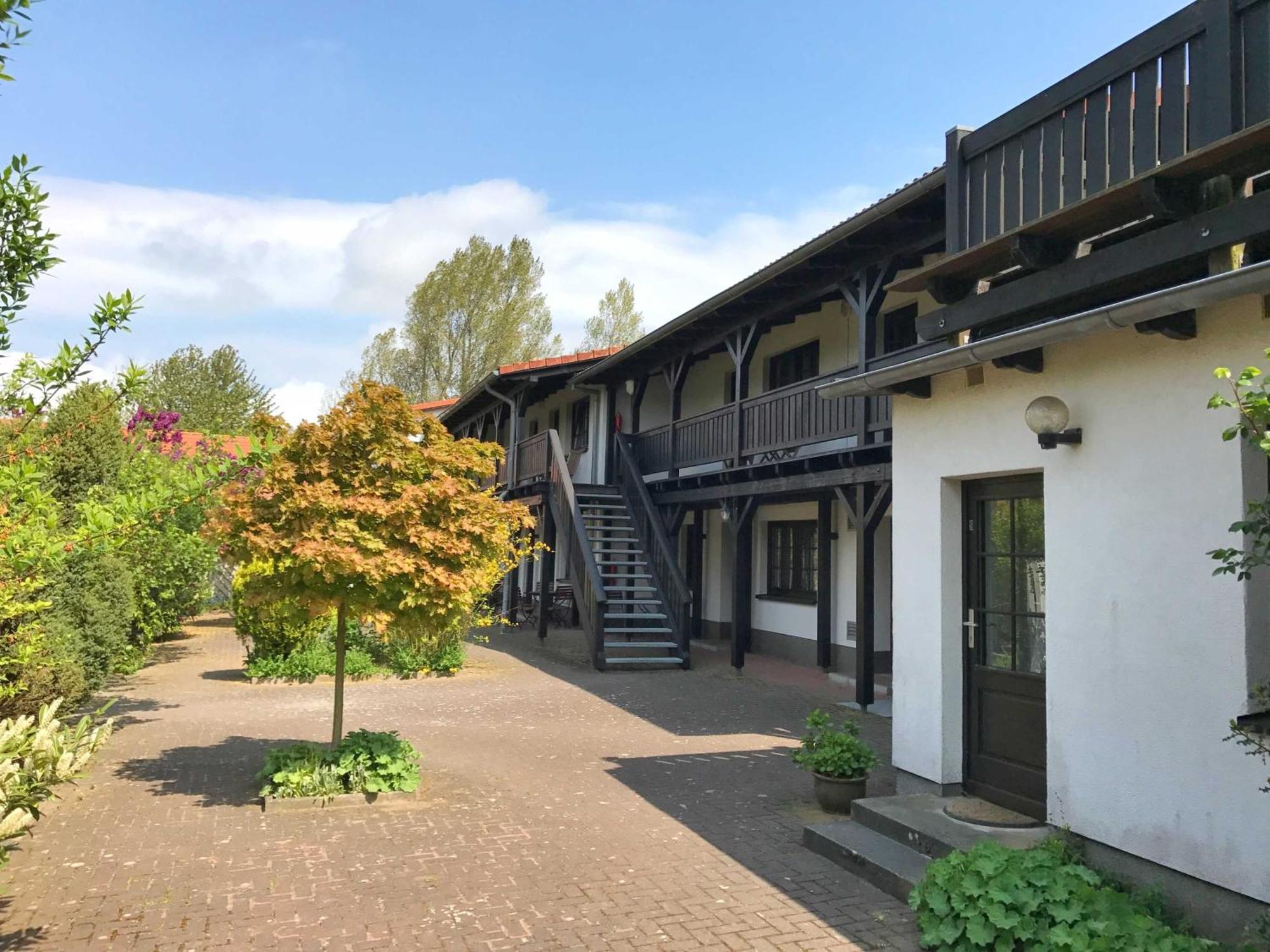 Landpension Dubnitz - Ferienwohnung 1 ซาสนิทซ์ ภายนอก รูปภาพ